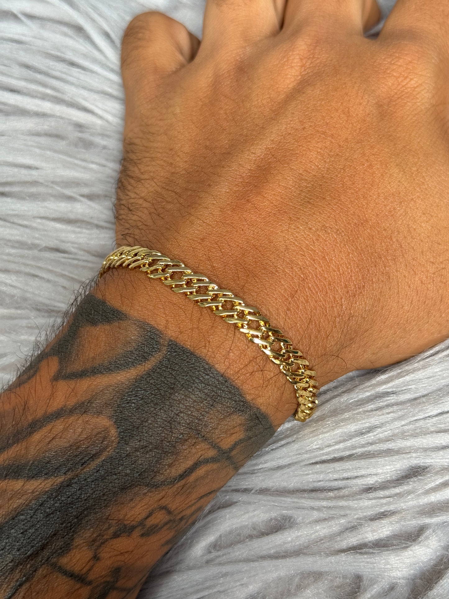 Pulsera Entrelazada